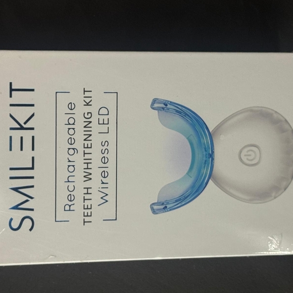 smile kit Other - Smile Kit Wireless LED Teeth Whitening Kit